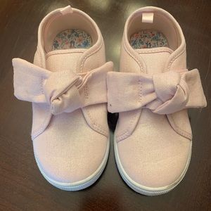 Carters Size 11 light pink Velcro sneakers